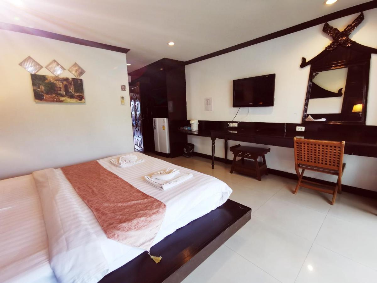 New Life Phuket Classic Patong ภายนอก รูปภาพ