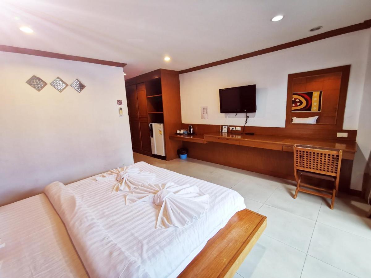 New Life Phuket Classic Patong ภายนอก รูปภาพ